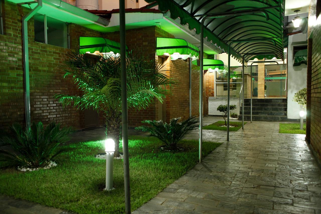 Indaia Hotel São Carlos エクステリア 写真