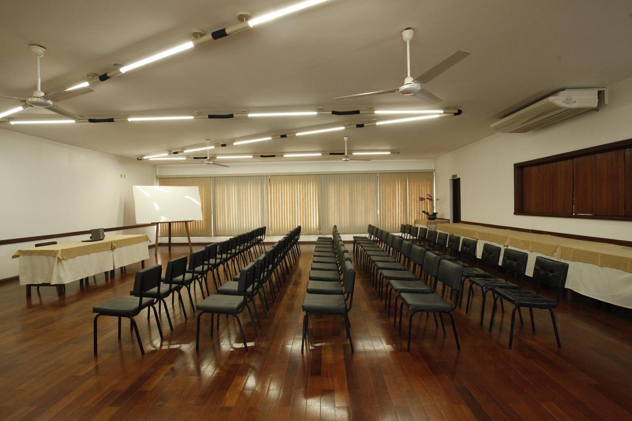 Indaia Hotel São Carlos エクステリア 写真