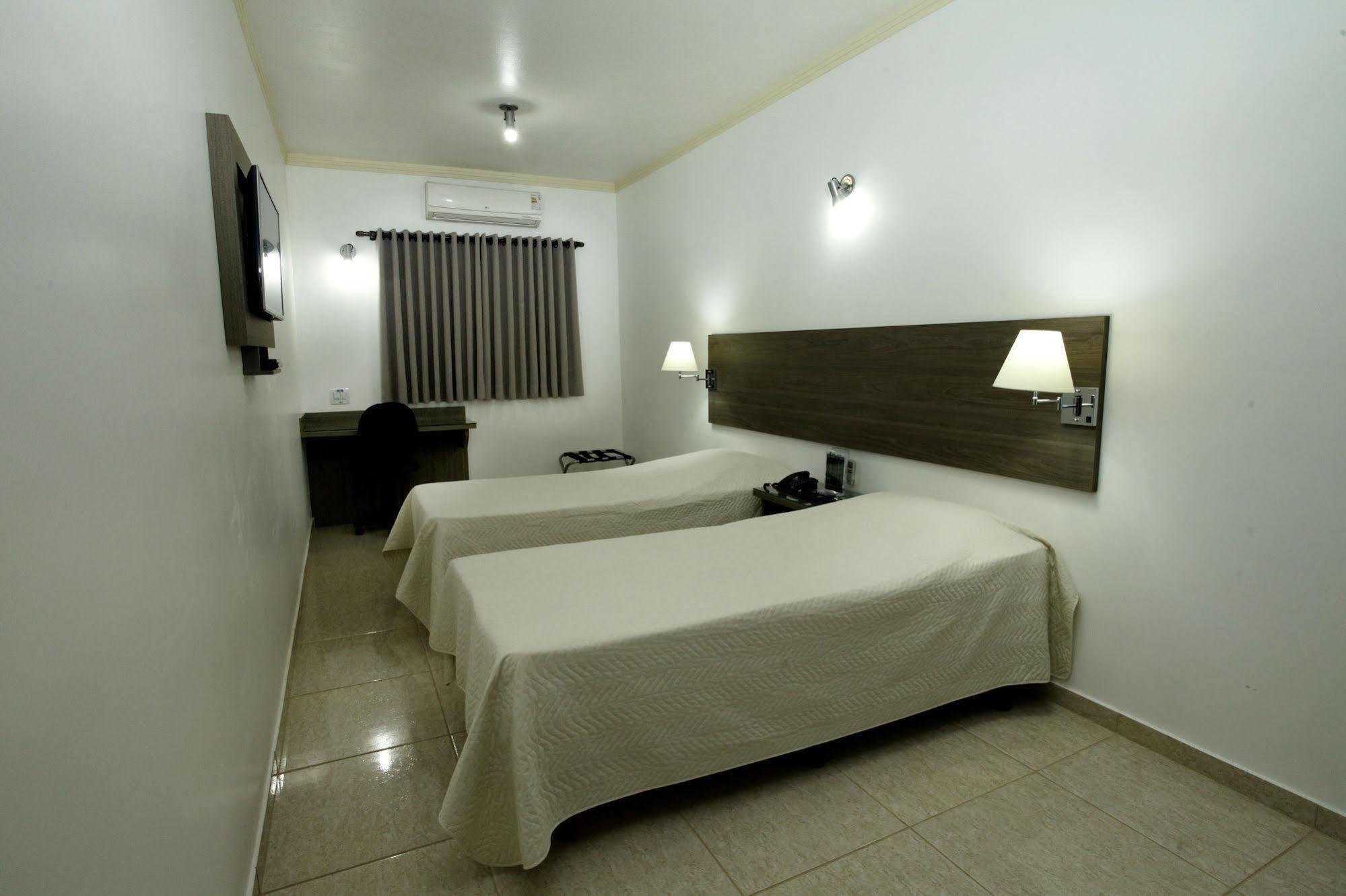 Indaia Hotel São Carlos エクステリア 写真