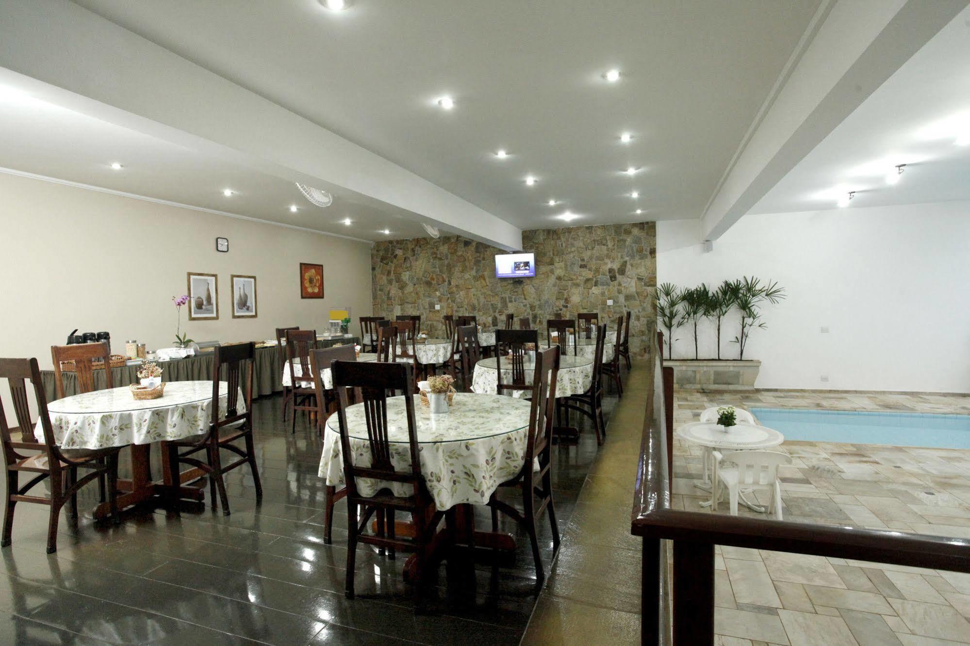 Indaia Hotel São Carlos エクステリア 写真