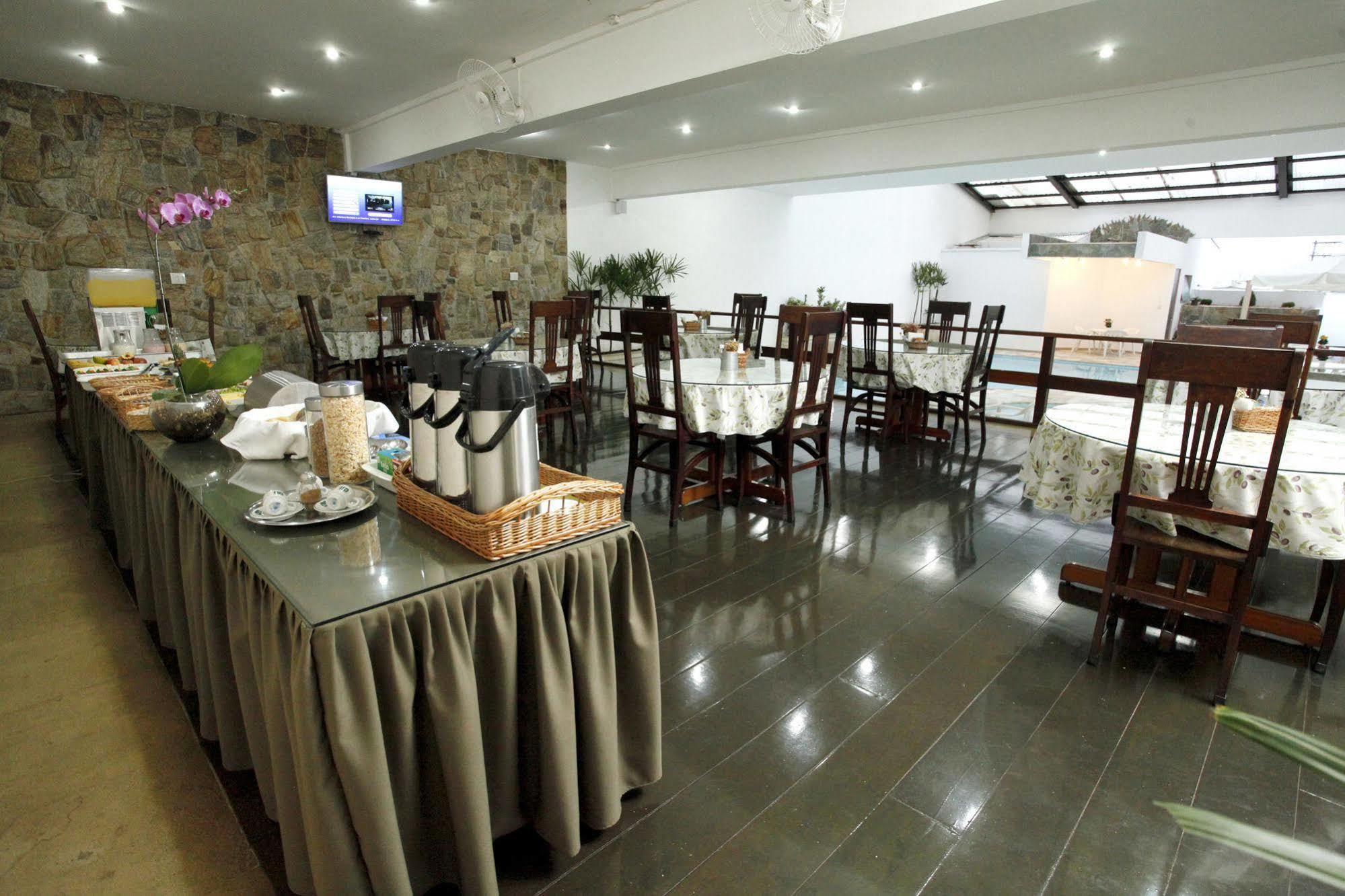 Indaia Hotel São Carlos エクステリア 写真
